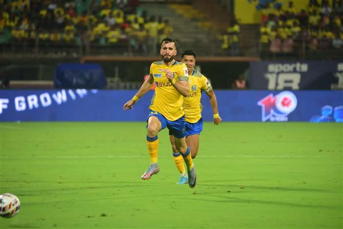 Kerala Blasters vs North East United FC Match Photos