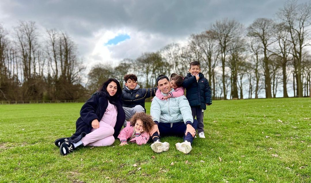 Happy Birthday Cristiano Ronaldo: Top 10 Adorable Family Moments Of The Football Star