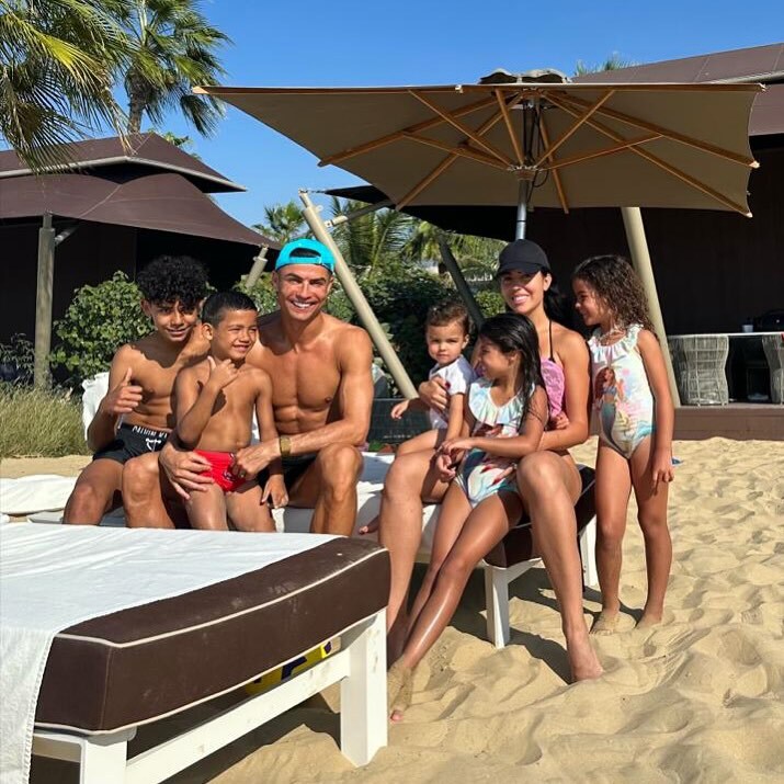 Happy Birthday Cristiano Ronaldo: Top 10 Adorable Family Moments Of The Football Star