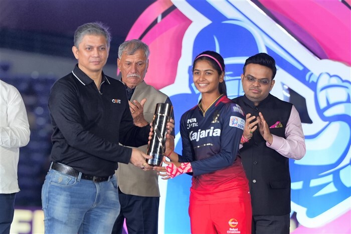 Who Is Shreyanka Patil? Know All About RCB Fans New Favourite