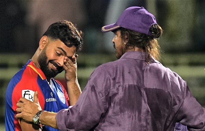 IPL 2024: Shah Rukh Khan Attends KKR Vs Delhi Capitals Match, Consoles DC Captain Rishab Pant Post KKR Win