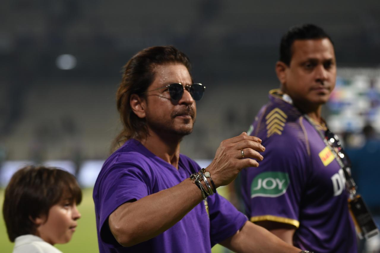 IPL 2024 Shah Rukh Khan Celebrates KKR Triumph With Victory Lap At 