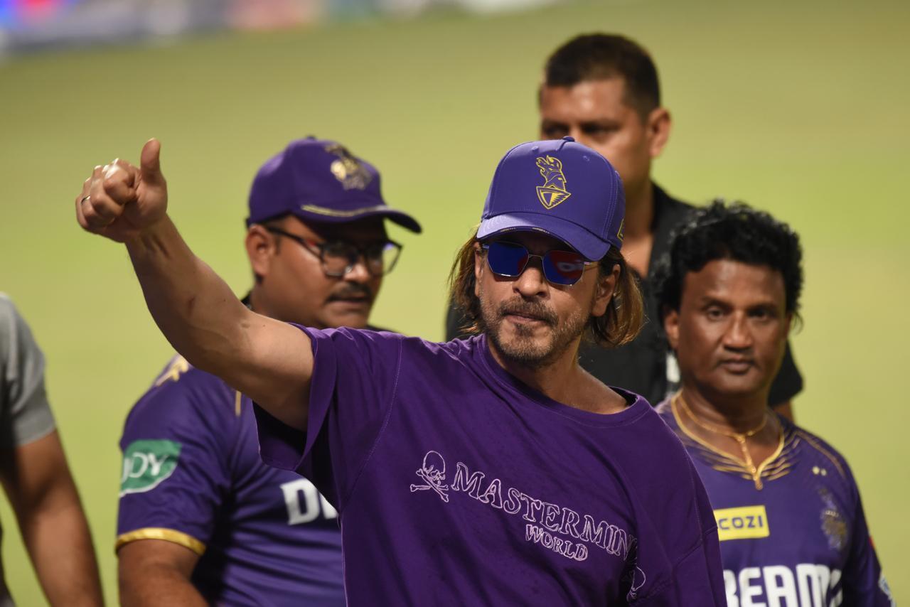 IPL 2024: Shah Rukh Khan Takes Victory Lap With AbRam After KKR Win Against Delhi Capitals