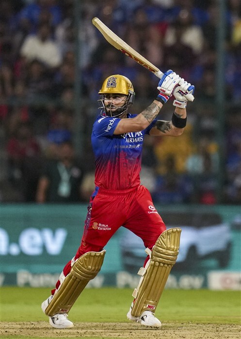 Top 5 Best IPL Seasons For Virat Kohli With Bat