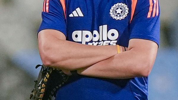 AI மூலம் போலியான வீடியோ.. ரூ.2.5 கோடி நஷ்ட ஈடு கேட்டு கம்பீர் டெல்லி நீதிமன்றத்தில் வழக்கு