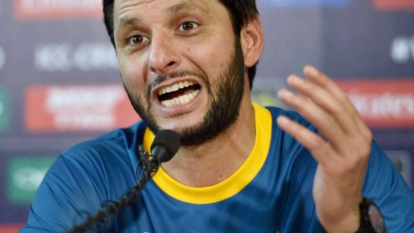 இந்திய அணி உண்மையான சாம்பியன் போல் விளையாடியது.. பாகிஸ்தான் வீரர் சையது அப்ரிடி பாராட்டு