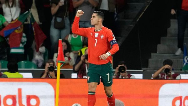 FIFA உலககோப்பை கால்பந்து வெல்ல கிறிஸ்டியானோ ரொனால்டோ-க்கு கடைசி வாய்ப்பு.. 41 வயதில் சாதிப்பாரா?