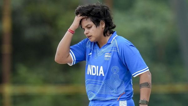 Asian Games: பைனலில் உலக சாதனை படைத்த ஷபாலி வர்மா.. சர்வதேச டி20 கிரிக்கெட்டில் புதிய வரலாறு