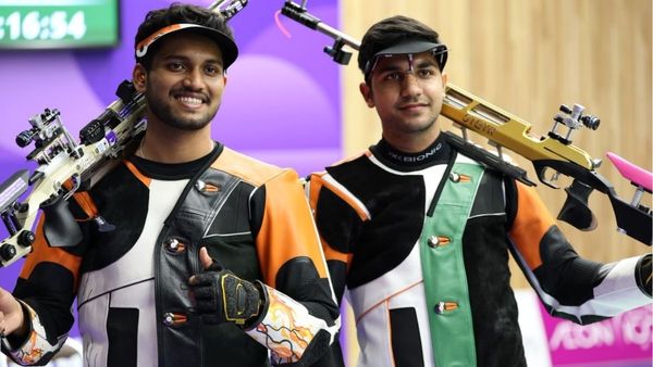 Asian Games 2026: துப்பாக்கி சுடுதலில் 2 பதக்கம்.. வெள்ளி வென்றார் ஹிமான்ஷு; ருத்ராங்ஷ் வெண்கலம்