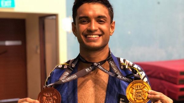 ஜப்பான் செய்த கேலிக்கூத்தால் இந்திய MMA வீரர் வருண் சன்யால் உடற்தகுதி இழப்பு.. என்ன நடந்தது?