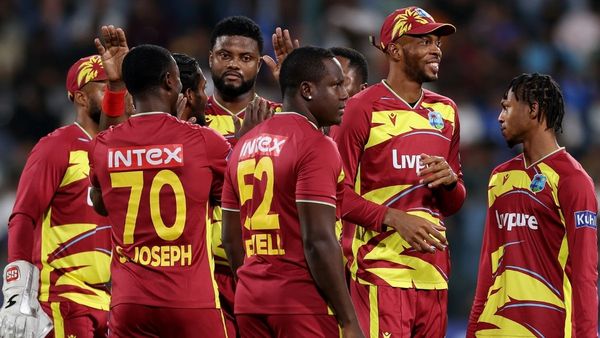 24 ஆண்டு கால வரலாற்றை முறியடிக்க இருந்த வெஸ்ட் இண்டீஸ்.. பெங்களூர் மழையால் தப்பிய இந்திய அணி
