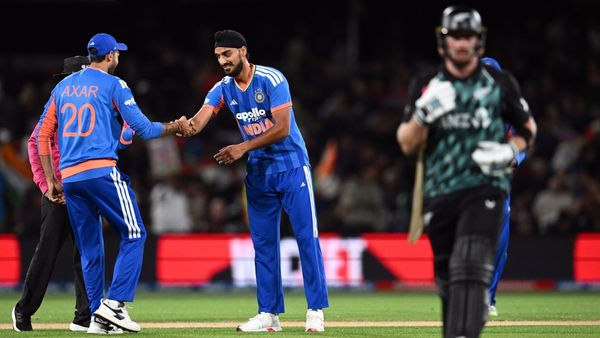 IND vs NZ: இந்திய அணி பேட்டர்களை பாராட்டும் பலரும், பவுலர்களை ஏன் கண்டுகொள்வதில்லை- பிஸ்லா கேள்வி