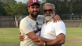 தோனி குறித்து சர்ச்சை கருத்து.. தந்தை குறித்து மவுனத்தை கலைத்த யுவராஜ்.. பின்னணியே இது தான் 