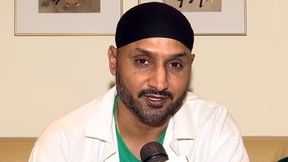பாகிஸ்தானுக்கு இந்தியா செல்லலாம்.. ஆனால் ஒரு கண்டிஷன் இருக்கு.. ஹர்பஜன் சிங் கருத்து பாகிஸ்தானுக்கு இந்தியா செல்லலாம்.. ஆனால் ஒரு கண்டிஷன் இருக்கு.. ஹர்பஜன் சிங் கருத்து