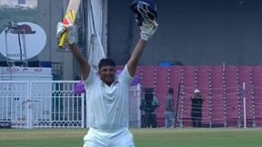 Sarfaraz khan படைத்த புதிய சாதனை.. 34 ஆண்டுக்கு முன்பு ரவி சாஸ்த்ரி படைத்த சாதனை முறியடிப்பு Sarfaraz khan படைத்த புதிய சாதனை.. 34 ஆண்டுக்கு முன்பு ரவி சாஸ்த்ரி படைத்த சாதனை முறியடிப்பு