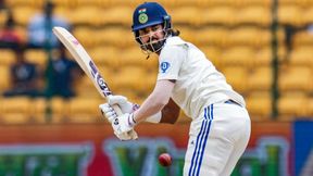 IND vs AUS: ராகுல் செய்த செயல்.. தோனிக்கு பிறகு இவர்தான்.. நெகிழ்ந்து போன ரசிகர்கள்.. என்ன நடந்தது? IND vs AUS: ராகுல் செய்த செயல்.. தோனிக்கு பிறகு இவர்தான்.. நெகிழ்ந்து போன ரசிகர்கள்.. என்ன நடந்தது?