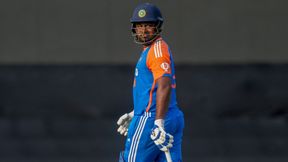 IND vs ENG: வீட்டுக்கு கிளம்புங்க சேட்டா.. சஞ்சு சாம்சனுக்கு டாட்டா பைபை.. கொதிக்கும் ரசிகர்கள் IND vs ENG: வீட்டுக்கு கிளம்புங்க சேட்டா.. சஞ்சு சாம்சனுக்கு டாட்டா பைபை.. கொதிக்கும் ரசிகர்கள்