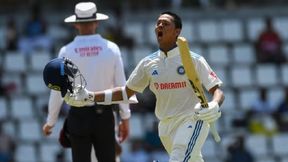 IND vs ENG: என்ன இந்த பையன் இப்படி தடுமாறாரு? தங்கமான வாய்ப்பை வீணடித்த ஜெய்ஸ்வால் IND vs ENG: என்ன இந்த பையன் இப்படி தடுமாறாரு? தங்கமான வாய்ப்பை வீணடித்த ஜெய்ஸ்வால்