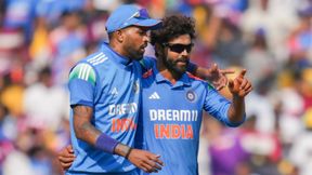IND vs ENG: இது தான் சிஎஸ்கே பவர்.. 600 விக்கெட் வீழ்த்திய ஜடேஜா.. தடுமாறிய இங்கிலாந்து பேட்டிங் IND vs ENG: இது தான் சிஎஸ்கே பவர்.. 600 விக்கெட் வீழ்த்திய ஜடேஜா.. தடுமாறிய இங்கிலாந்து பேட்டிங்
