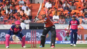SRH vs RR: நாடி நரம்பெல்லாம் 300 ரன் அடிக்க வேண்டும் என்ற வெறி.. ராஜஸ்தானை கதிகலங்க வைத்த சன்ரைசர்ஸ் SRH vs RR: நாடி நரம்பெல்லாம் 300 ரன் அடிக்க வேண்டும் என்ற வெறி.. ராஜஸ்தானை கதிகலங்க வைத்த சன்ரைசர்ஸ்