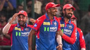 இலங்கை வீரர்களுக்கு என்ன ஆச்சு.. பீல்டிங்கில் பறவையாய் பறந்த சமீரா.. ஸ்டன்னான மிட்சல் ஸ்டார்க்! இலங்கை வீரர்களுக்கு என்ன ஆச்சு.. பீல்டிங்கில் பறவையாய் பறந்த சமீரா.. ஸ்டன்னான மிட்சல் ஸ்டார்க்!