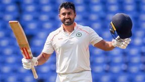 டபுள் செஞ்சுரி அடிச்சாலும் பிளேயிங் 11இல் இடம் இல்லை?.. கருண் நாயருக்கு நியாயம் கேட்கும் ரசிகர்கள்