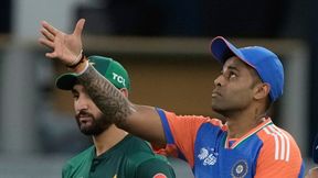 IND vs PAK: டாசில் பாகிஸ்தானை அவமானப்படுத்திய இந்தியா.. சூர்யகுமார் கொடுத்த பதிலடி.. ரசிகர்களுக்கு வெற்றி IND vs PAK: டாசில் பாகிஸ்தானை அவமானப்படுத்திய இந்தியா.. சூர்யகுமார் கொடுத்த பதிலடி.. ரசிகர்களுக்கு வெற்றி