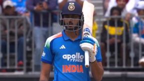IND vs AUS: ராகுல், நிதிஷ் குமாருக்கு முன் களமிறங்கிய அக்சர் பட்டேல்.. கம்பீர் நடவடிக்கைக்கு காரணம் என்ன?