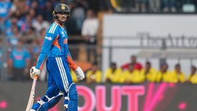 IND vs ENG: அபிஷேக் சர்மா ஒரு ஃபிராடு.. அணியை விட்டு நீக்குங்க.. கோபத்தின் உச்சியில் ரசிகர்கள் IND vs ENG: அபிஷேக் சர்மா ஒரு ஃபிராடு.. அணியை விட்டு நீக்குங்க.. கோபத்தின் உச்சியில் ரசிகர்கள்