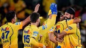 IPL 2026: CSK செல்லக்குட்டி ஃபார்ம்க்கு திரும்பியது.. ஒரே ஓவரில் அடுத்தடுத்து 2 விக்கெட் வீழ்த்திய நூர் அஹமத் IPL 2026: CSK செல்லக்குட்டி ஃபார்ம்க்கு திரும்பியது.. ஒரே ஓவரில் அடுத்தடுத்து 2 விக்கெட் வீழ்த்திய நூர் அஹமத்