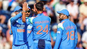 IND vs ENG: நம்ம பவுலிங் படைய பார்த்தீங்களா? சொல்லி வச்சி தூக்கிய பிரசித் கிருஷ்ணா.. இங்கிலாந்துக்கு சோகம் IND vs ENG: நம்ம பவுலிங் படைய பார்த்தீங்களா? சொல்லி வச்சி தூக்கிய பிரசித் கிருஷ்ணா.. இங்கிலாந்துக்கு சோகம்