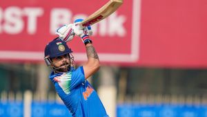 IND vs SA: விராட் கோலி இப்படி ஆடினதே இல்லை.. சிக்ஸர் செஞ்சுரி.. ரோஹித்தை மிஞ்சிய அதிரடி