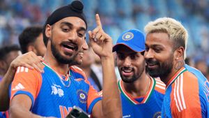 IND vs SA: மாபெரும் இரட்டை சாதனையை எதிர்நோக்கி ஹர்திக் பாண்டியா.. தென்னாப்பிரிக்க தொடரில் வாய்ப்பு