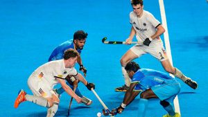 ஹாக்கி ஜூனியர் உலககோப்பை: அரையிறுதியில் சென்னை ரசிகர்கள் முன் இந்தியாவுக்கு சோகம்