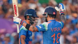 IND vs SA: 359 ரன்களை இலக்காக நிர்ணயித்த இந்தியா.. கோலி, ருதுராஜை தொடர்ந்து ராகுல் வெறியாட்டம்