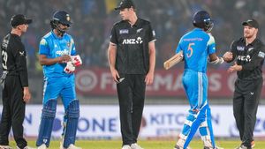 IND vs NZ 2nd ODI: பவுலர்களுக்கு வேலை இல்லை.. ராஜ்கோட்டில் ரன் மழை உறுதி.. பிட்ச் ரிப்போர்ட் 
