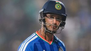 IND vs NZ: இவர் மட்டும் அவுட் ஆகலைனா இந்தியா ஜெயிச்சு இருக்கும்.. ரன் அவுட்டால் தப்பிய நியூசிலாந்து