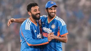 IND vs NZ: காயத்தில் சிக்கிய தமிழக வீரர்.. டி20 உலகக்கோப்பையில் அவுட்? மாற்று வீரர் தயார் 