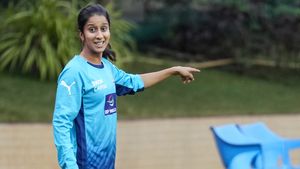 மாடியில் இருந்து கீழே விழுந்துவிட்டேன்.. உலககோப்பை வென்ற ஜெமிமா ரொட்ரிகஸ் சொன்ன தகவல்
