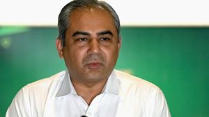 டி20 உலககோப்பை: பாகிஸ்தான் செய்வது முட்டாள்தனமான வீரம்.. மோஷின் நக்விக்கு இந்திய வீரர் கண்டனம்