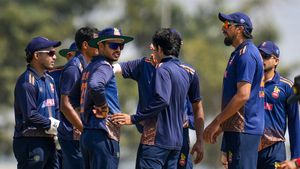 விஜய் ஹசாரே கோப்பை: அரையிறுதிக்கு பஞ்சாப் அணி தகுதி.. டெல்லி அணிக்கு சோகம்