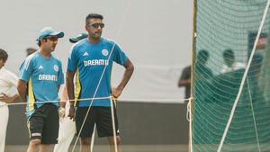 IND vs NZ: இந்திய அணி செய்வது சர்க்கஸ் முடிவு.. கம்பீருக்கு எச்சரிக்கை விடுத்த அஸ்வின்