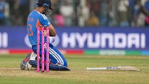 இந்தியா 300 ரன்கள் அடிக்கும் என கணித்த ஸ்டெயின்.. போட்டிக்கு நடுவிலே ஒரே வார்த்தையால் ரசிகர்கள் கலகல