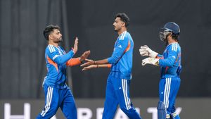 டி20 உலககோப்பை 2026: பயம் காட்டிய அமெரிக்கா.. அனுபவத்தால் தப்பித்த இந்தியா.. Wake up call இது? 