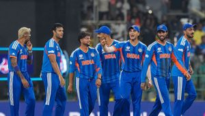 T20 WC: இந்திய அணி கண்டிப்பாக இறுதிப் போட்டிக்கு தகுதி பெறும்.. ஆஸ்திரேலிய ஜாம்பவான் கருத்து