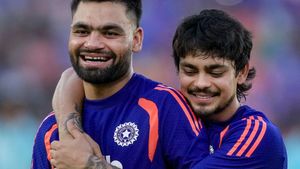 T20 WC: இந்திய அணிக்கு பேரிடி.. அணியிலிருந்து வெளியேறிய அதிரடி வீரர்.. என்ன காரணம்?