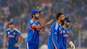 IND vs SA: தமிழக வீரர் வருண் சக்கரவர்த்தி மாபெரும் சாதனை.. தொடர்ந்து 18 போட்டியில்... சோகத்திலும் ஒரு நல்லது