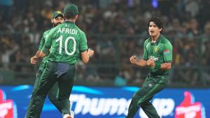 பாகிஸ்தான் அணிக்கு கொஞ்சம் கூட துப்பில்லை..  நக்வியை சாடிய சோயிப் அக்தர்