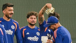 IND vs ENG: அரையிறுதியில் இங்கிலாந்து அணியே வெல்லும்.. பாகிஸ்தான் வீரர் பொறாமை பேச்சு