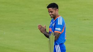 IND vs NZ:வருண் சக்கரவர்த்தி உலகின் நம்பர் 1 வீரர்.. நிச்சயம் அவர் சிறப்பாக விளையாடுவார்-சூர்யகுமார்